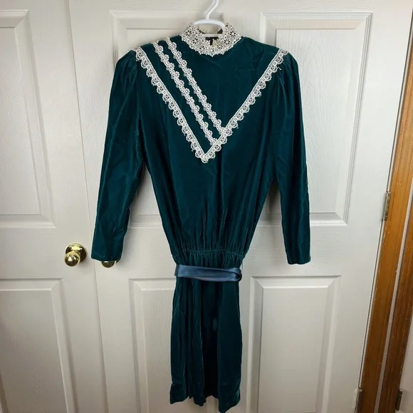 Gunne Sax | Dresses | Vintage Gunne Sax Jessica Mcclintock Green Dress  White Lace Mediumlarge | Poshmark